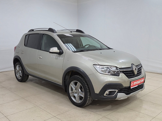 Renault Sandero Stepway Life, 2020 года, пробег 25780 км