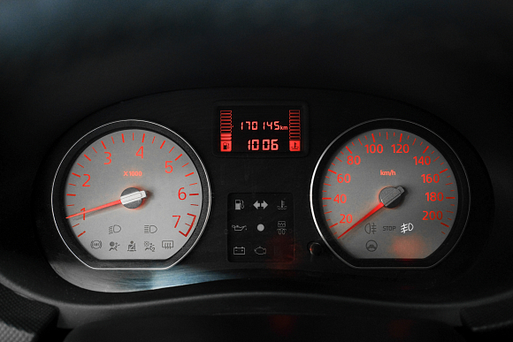 Renault Sandero Expression, 2010 года, пробег 170000 км