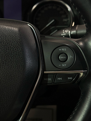 Toyota Camry, 2019 года, пробег 110165 км
