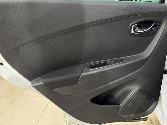 Renault Kaptur Extreme, 2016 года, пробег 104427 км