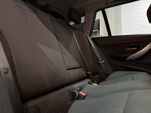 BMW 3 серии, 2018 года, пробег 177961 км