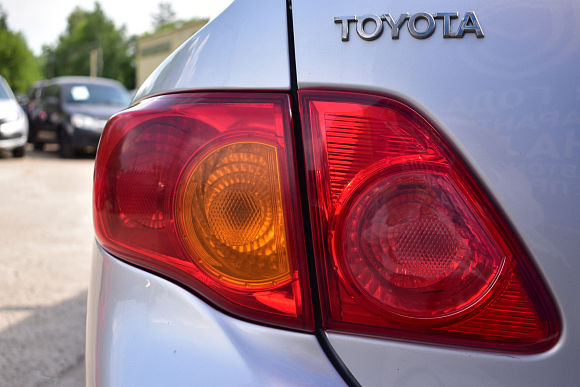 Toyota Corolla, 2008 года, пробег 323000 км