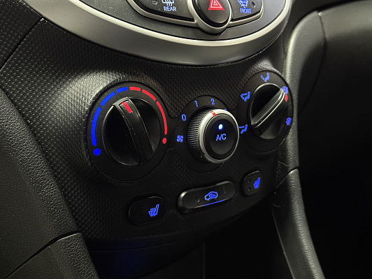 Hyundai Solaris Style, 2013 года, пробег 170000 км