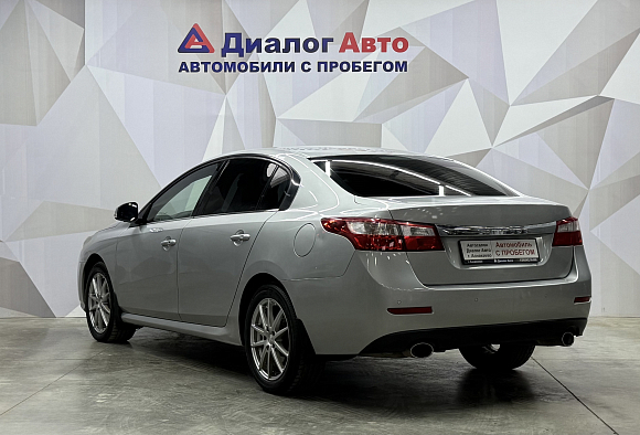 Renault Latitude Privilege, 2012 года, пробег 217598 км