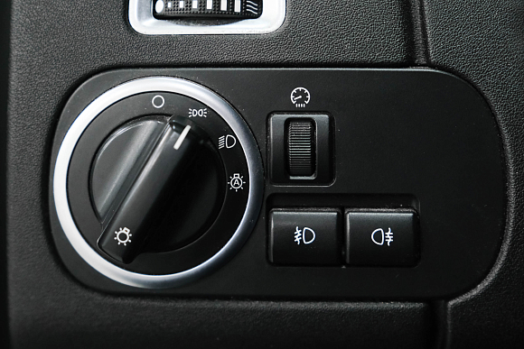 Land Rover Discovery HSE, 2014 года, пробег 163000 км