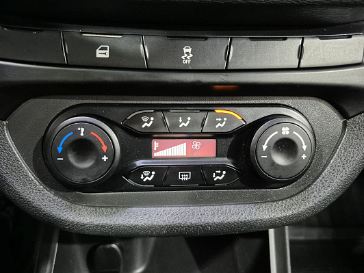 Lada (ВАЗ) Vesta 50 Anniversary, 2017 года, пробег 169798 км