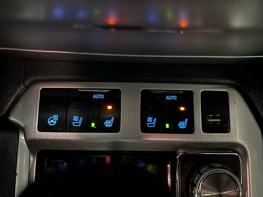 Toyota Land Cruiser Люкс Safety (7 мест), 2016 года, пробег 174802 км