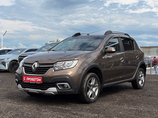 Renault Sandero Stepway Drive, 2018 года, пробег 63300 км
