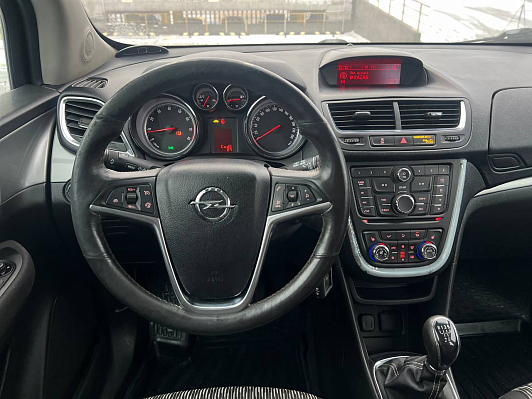 Opel Mokka, 2015 года, пробег 113000 км