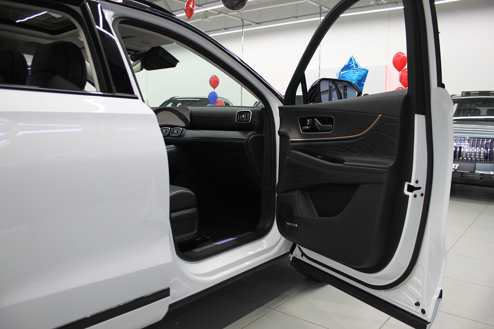 Jaecoo J8 Престиж, черный