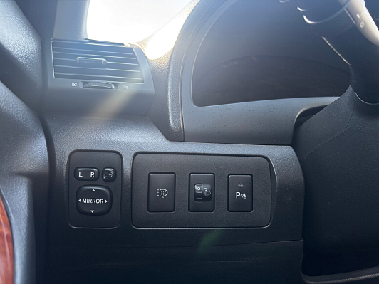 Toyota Camry, 2011 года, пробег 294420 км