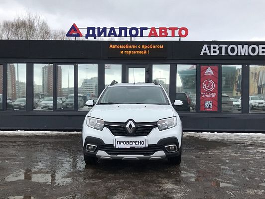 Renault Sandero Stepway Life, 2021 года, пробег 52000 км