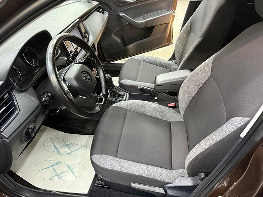 Skoda Rapid Active, 2021 года, пробег 82982 км