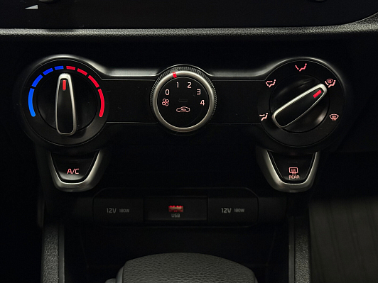 Kia Rio, 2021 года, пробег 86000 км