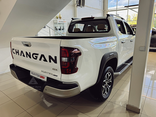 Changan Hunter Plus Luxe, белый