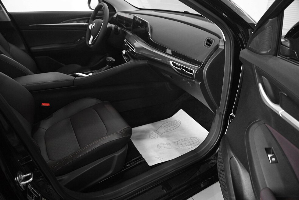 Changan Eado Plus Техно, черный