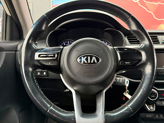 Kia Rio Luxe, 2018 года, пробег 130114 км