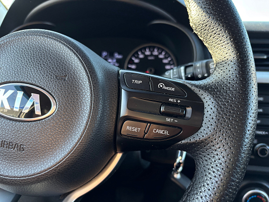 Kia Rio Luxe, 2019 года, пробег 113650 км