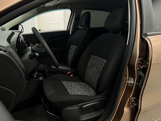 Lada (ВАЗ) XRAY Luxe, 2017 года, пробег 96000 км