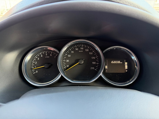 Renault Logan Drive, 2019 года, пробег 16770 км