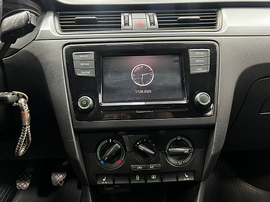 Skoda Rapid Hockey Edition Active, 2018 года, пробег 236000 км
