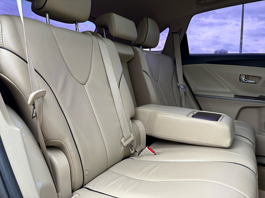 Toyota Venza, 2013 года, пробег 131000 км