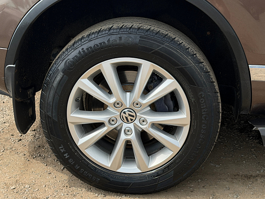 Volkswagen Touareg, 2013 года, пробег 198980 км