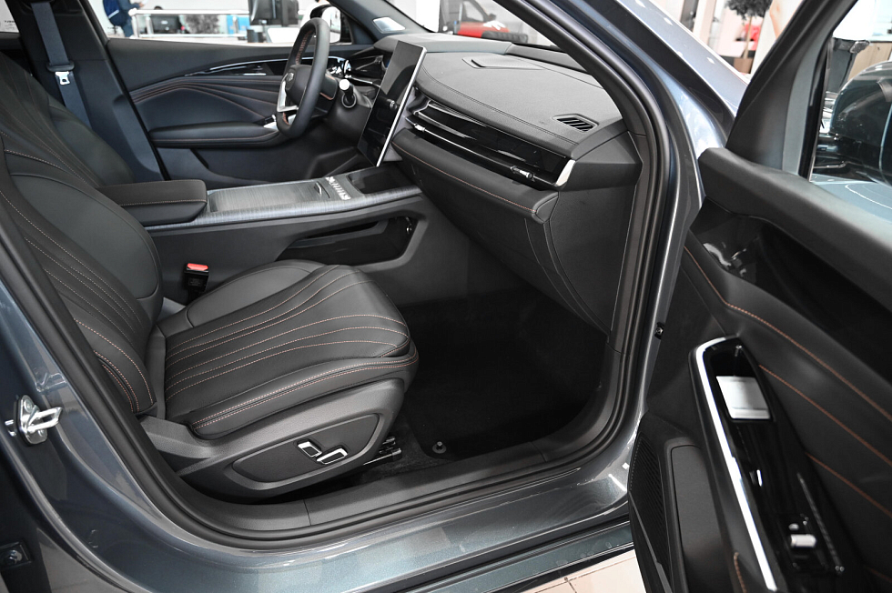 Geely Preface Luxury, серый