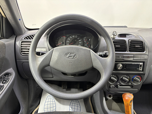 Hyundai Accent, 2005 года, пробег 345044 км