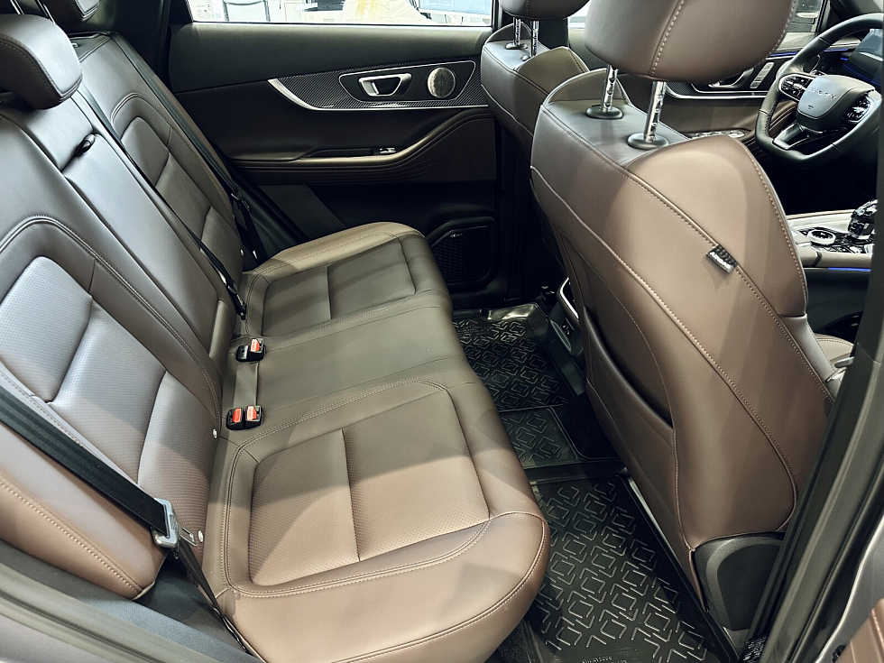 Chery Tiggo 7L Prime, серебряный