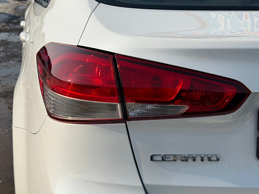 Kia Cerato Luxe, 2017 года, пробег 109600 км