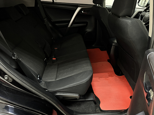 Toyota RAV4 Престиж Safety, 2018 года, пробег 164635 км