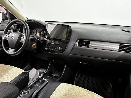 Mitsubishi Outlander Invite, 2014 года, пробег 131630 км