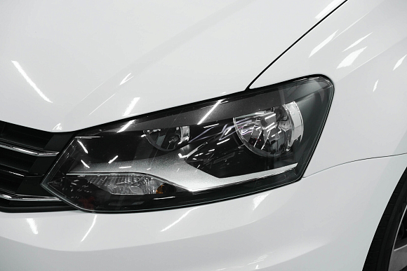 Volkswagen Polo Life, 2017 года, пробег 129000 км