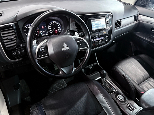 Mitsubishi Outlander Instyle, 2012 года, пробег 138420 км