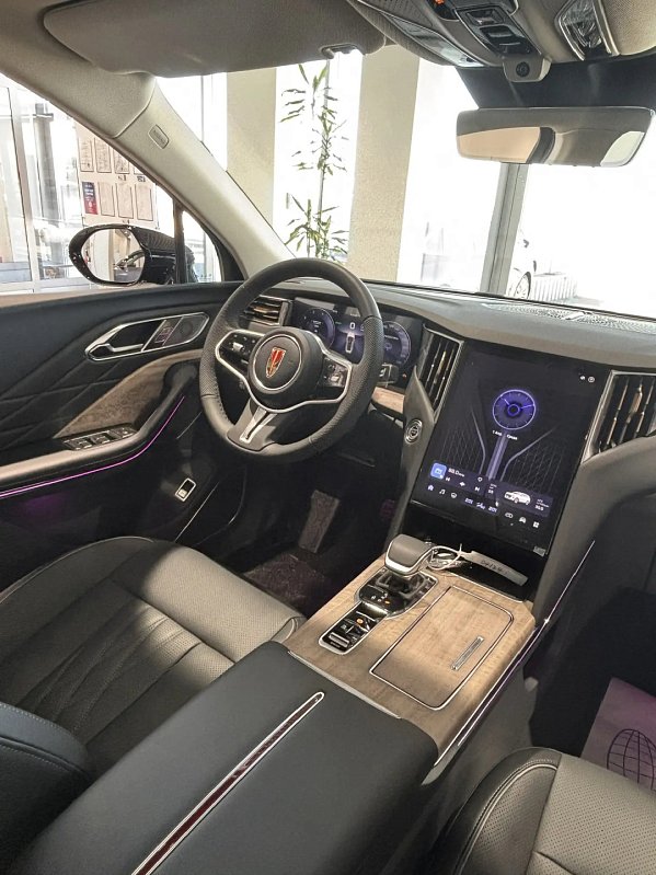 Hongqi HS7 Делюкс (Deluxe), черный