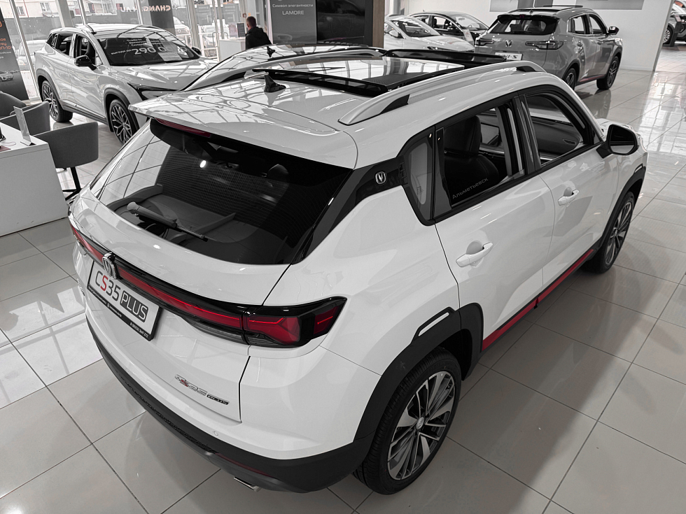 Changan CS35 Plus Advance, белый