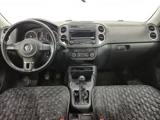 Volkswagen Tiguan, 2011 года, пробег 258371 км