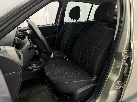Renault Sandero Expression, 2011 года, пробег 137000 км