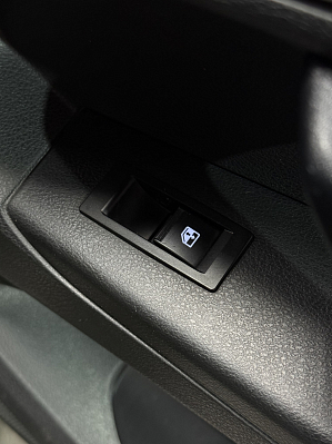 Lada (ВАЗ) Vesta, 2019 года, пробег 104500 км