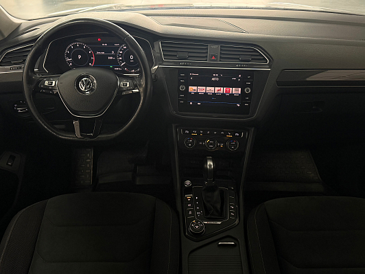 Volkswagen Tiguan Exclusive, 2017 года, пробег 171111 км