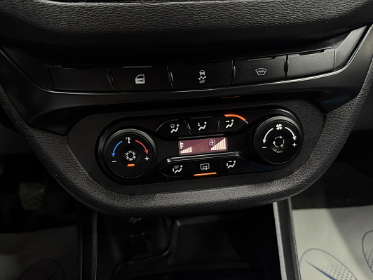 Lada (ВАЗ) Vesta, 2019 года, пробег 211288 км
