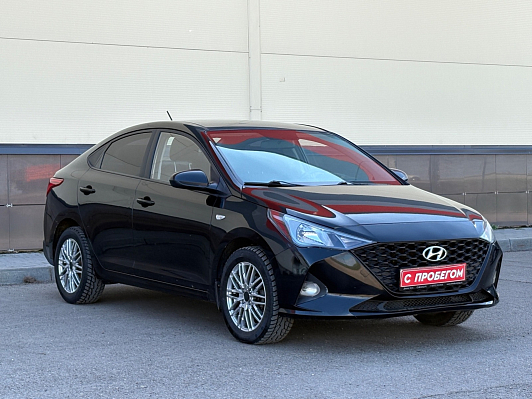 Hyundai Solaris Специальная Серия "10 лет", 2021 года, пробег 256949 км