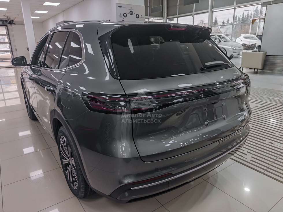 Geely EX5 EM-i Max, серый