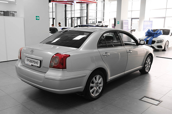 Toyota Avensis Терра, 2006 года, пробег 260000 км