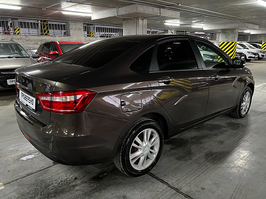 Lada (ВАЗ) Vesta Luxe Prestige (2019-2021), 2017 года, пробег 177000 км