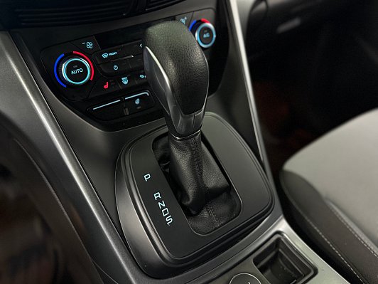 Ford Kuga Titanium, 2016 года, пробег 192000 км