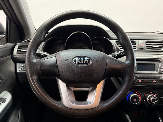 Kia Rio, 2013 года, пробег 125000 км