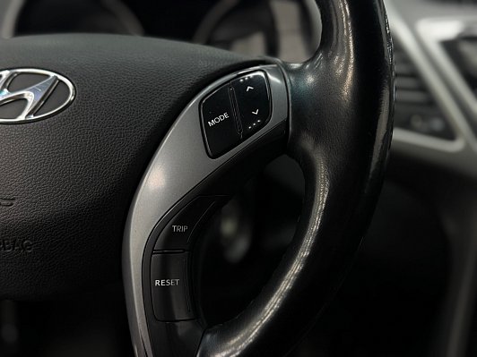 Hyundai Elantra Active, 2015 года, пробег 110000 км