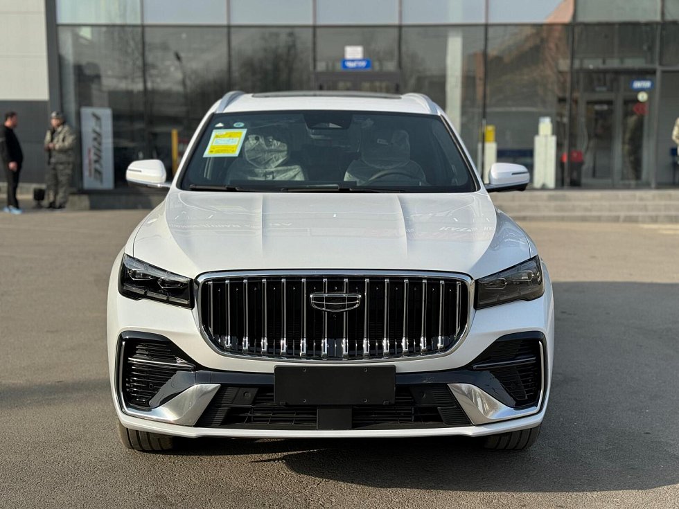 Geely Monjaro Flagship, белый